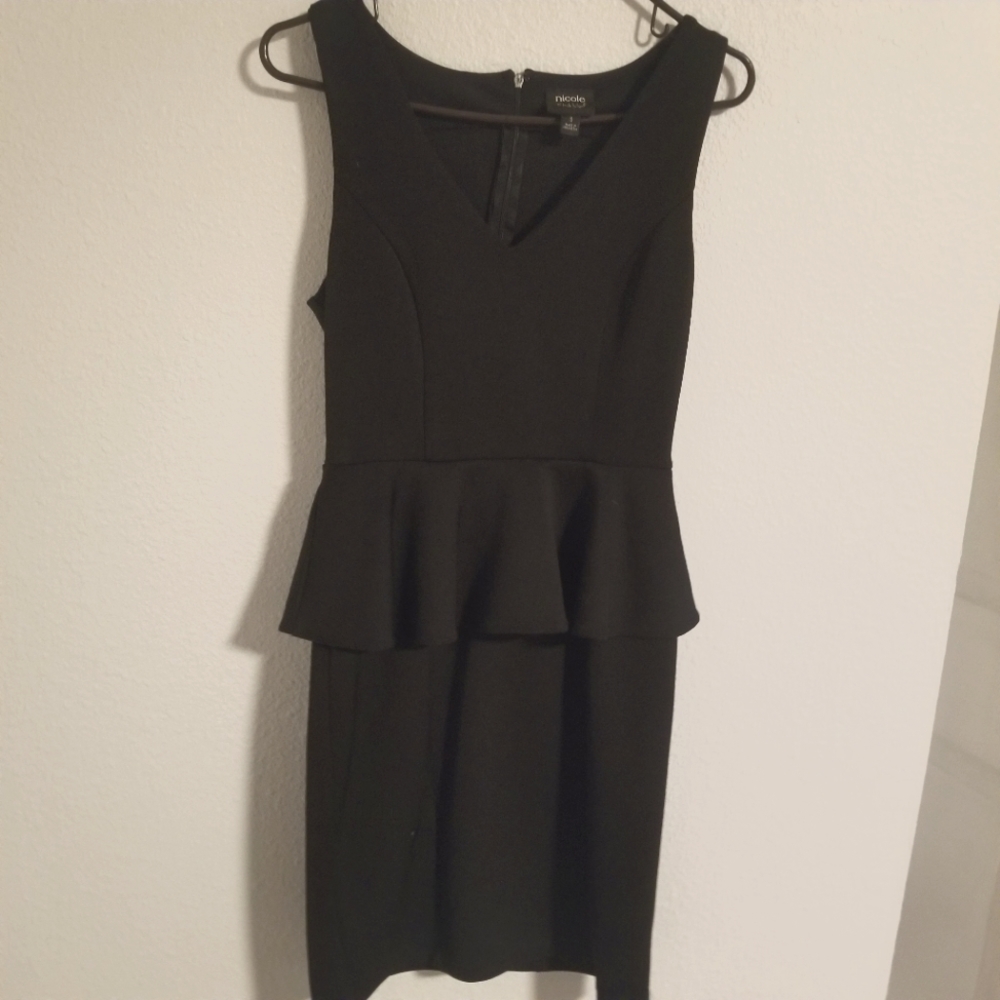 Nicole by nicole miller small black dress